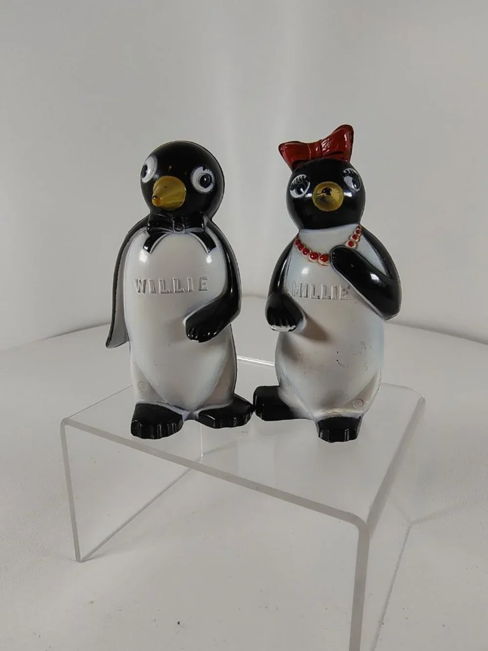 Vintage 1950's Kool Cigarettes Willie and Millie Penguin Salt and Pepper Shakers
